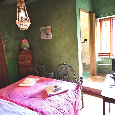 Antico Borgo Di Torri Bed & Breakfast Sovicille Exterior foto
