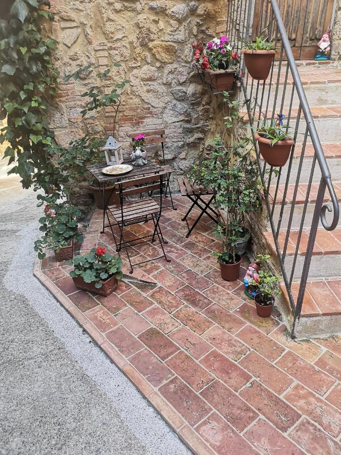 Antico Borgo Di Torri Bed & Breakfast Sovicille Exterior foto