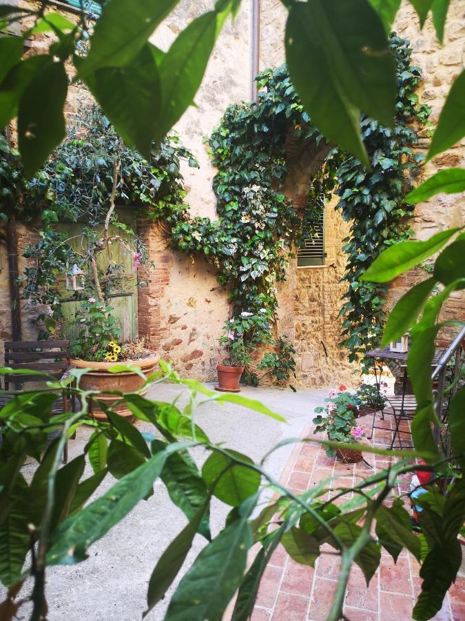Antico Borgo Di Torri Bed & Breakfast Sovicille Exterior foto