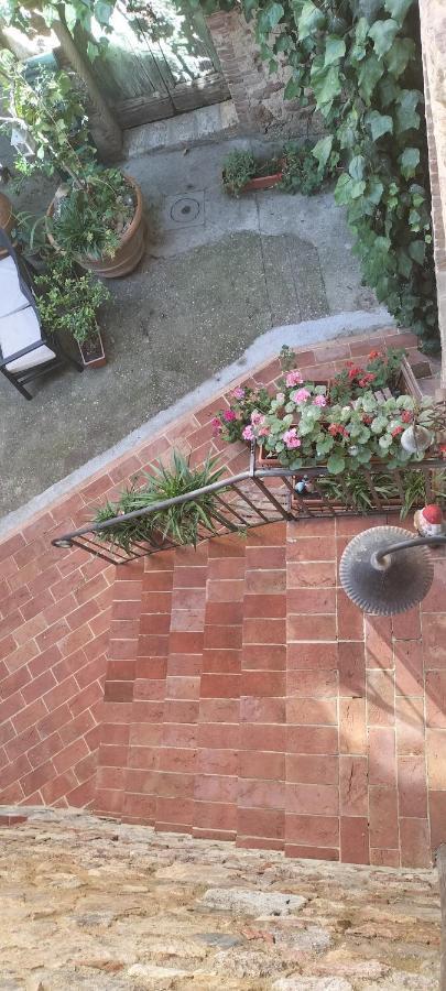 Antico Borgo Di Torri Bed & Breakfast Sovicille Exterior foto