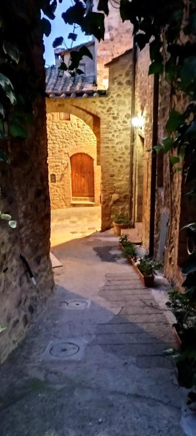 Antico Borgo Di Torri Bed & Breakfast Sovicille Exterior foto
